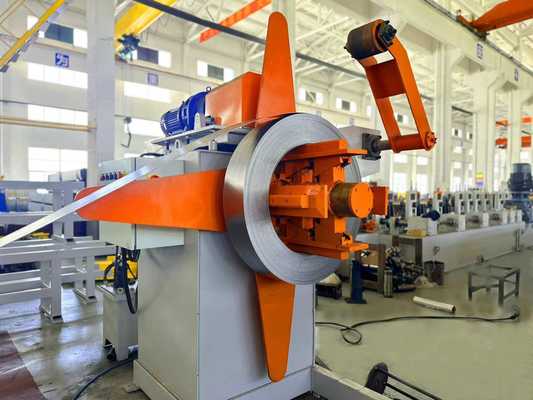 सौर इस्पात छत शीट के लिए स्वचालित रोल बनाने की मशीन